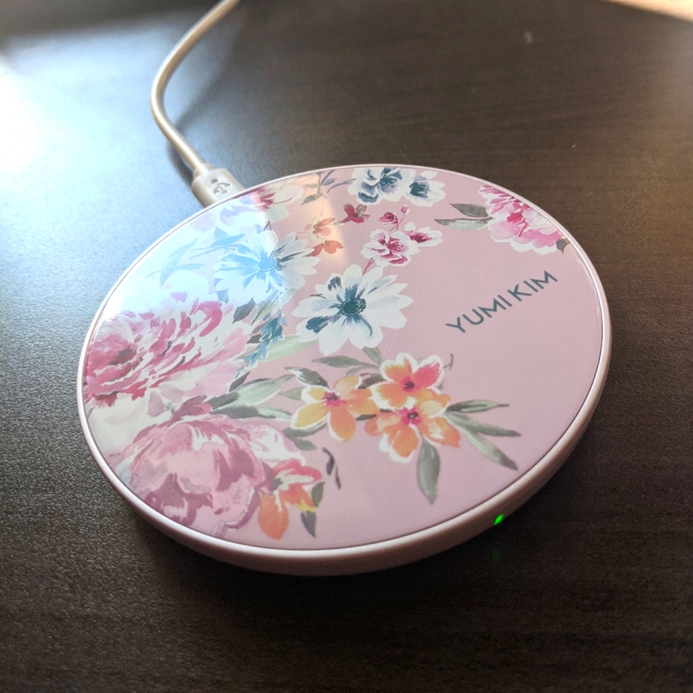 ☀️10/$15☀️ YUMI KIM wireless charging pad